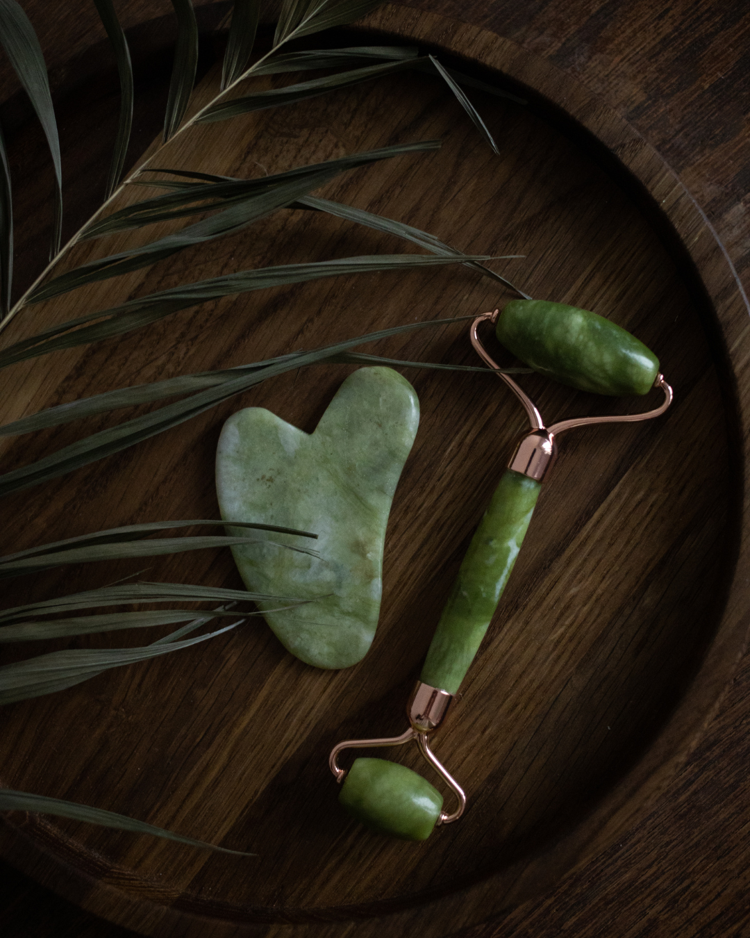 Jade Roller Benefits: Why This Ancient Beauty Tool Deserves a Spot in Your Skincare Routine